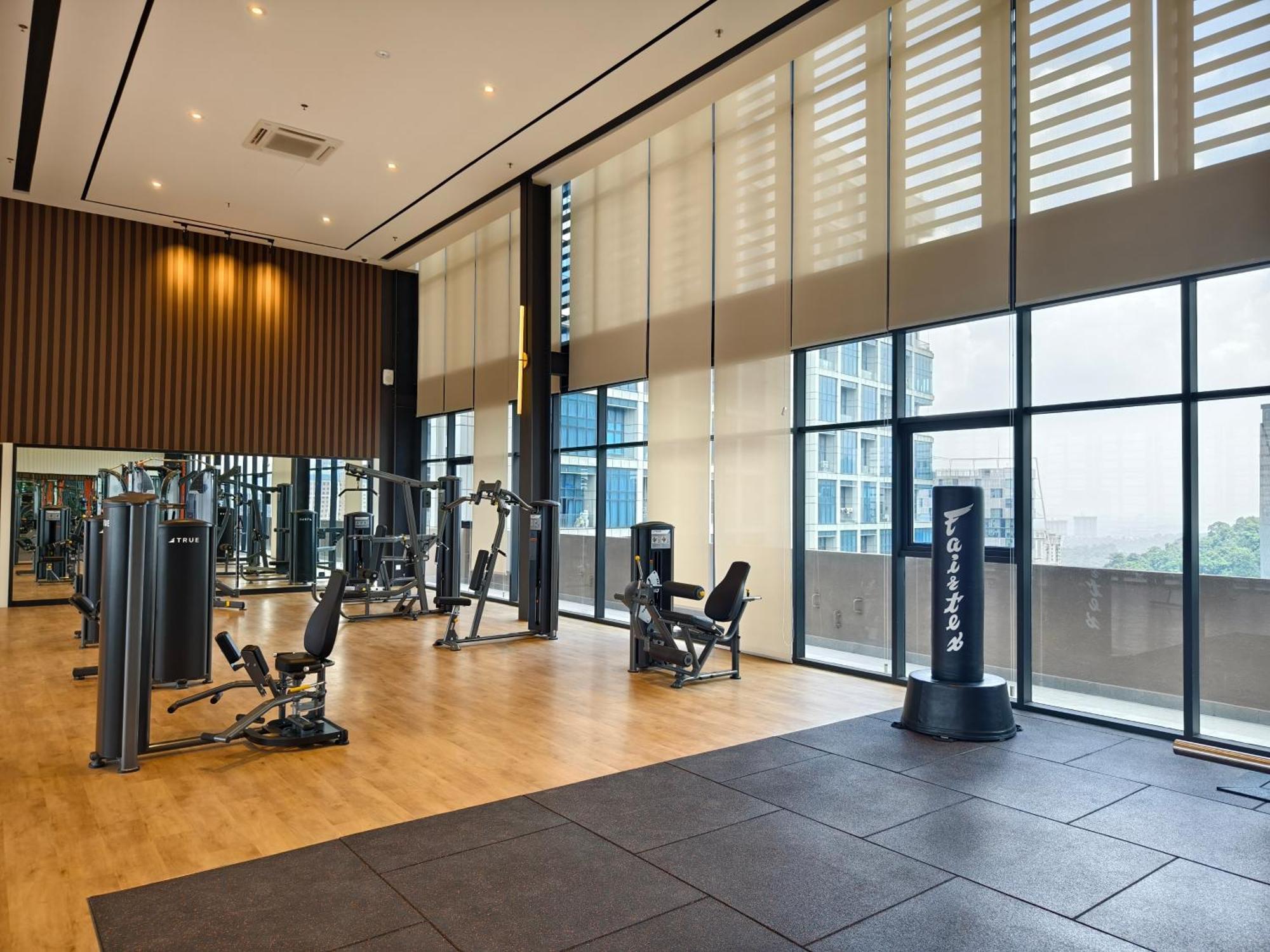 Mossaz Suites Empire City By Starwood Petaling Jaya Zewnętrze zdjęcie