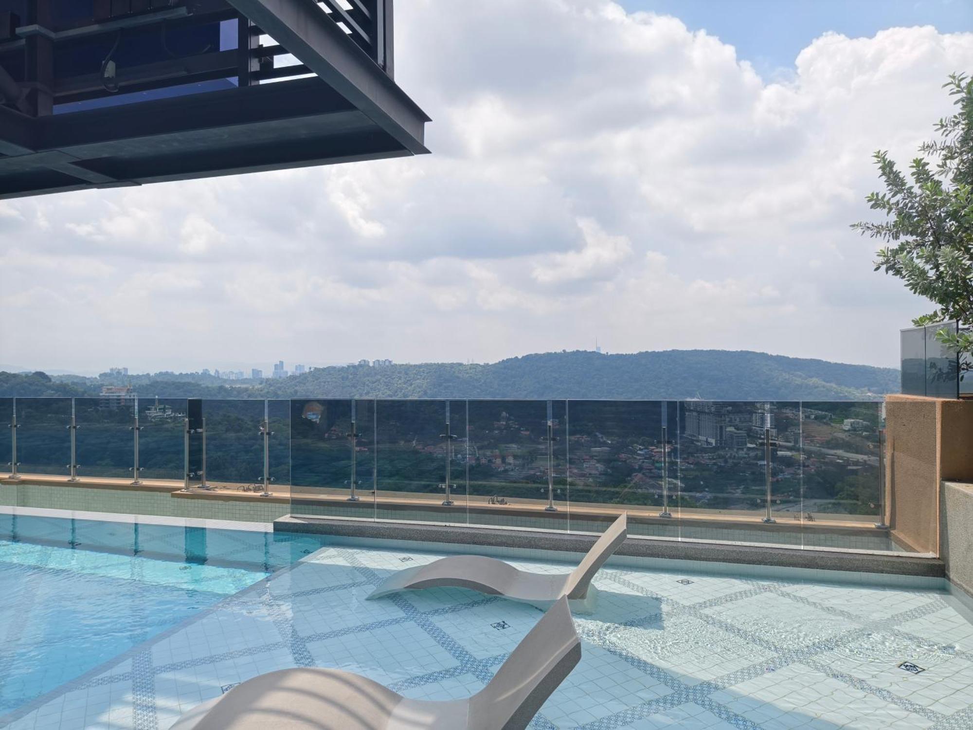 Mossaz Suites Empire City By Starwood Petaling Jaya Zewnętrze zdjęcie